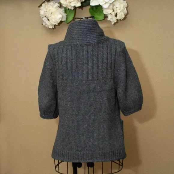 NWT Express Grey Crop Funnel Neck Cardigan - Picture 2 of 5